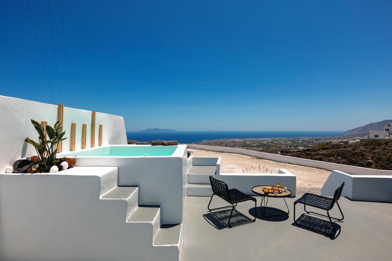 אימרוביגלי Lackos Luxury Suites מראה חיצוני תמונה